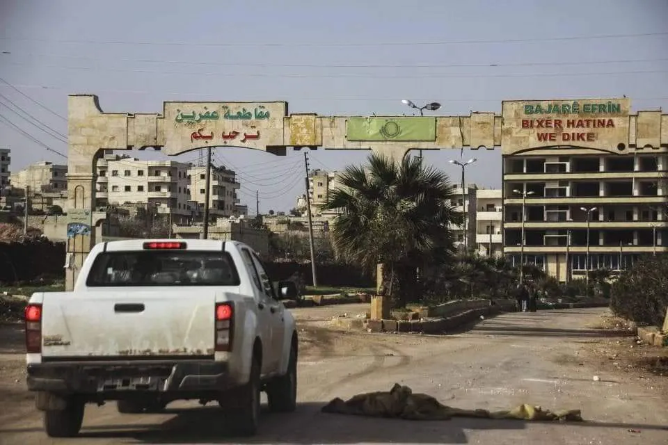 Mercenaries withdraw agencies from families of Afrin IDPs to confiscate lands