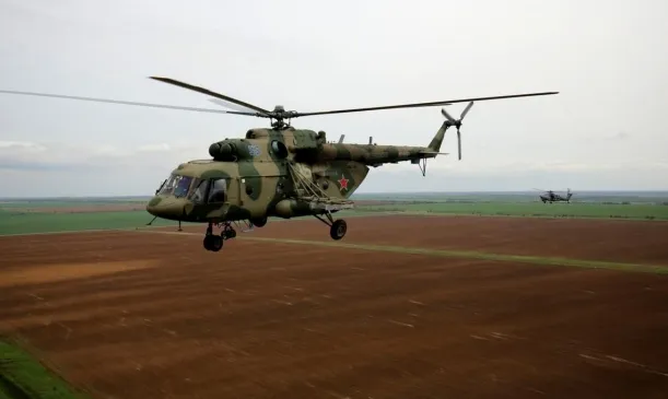 Russian helicopters hover for the second time over Shahba Canton