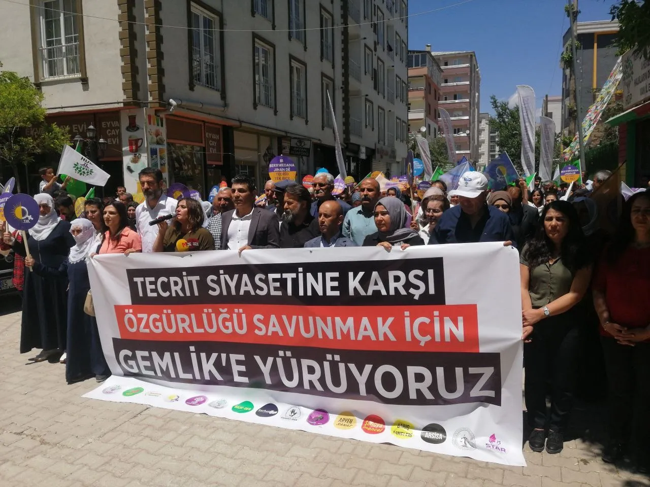Turkish occupation obstructs march to end Ocalan’s isolation 