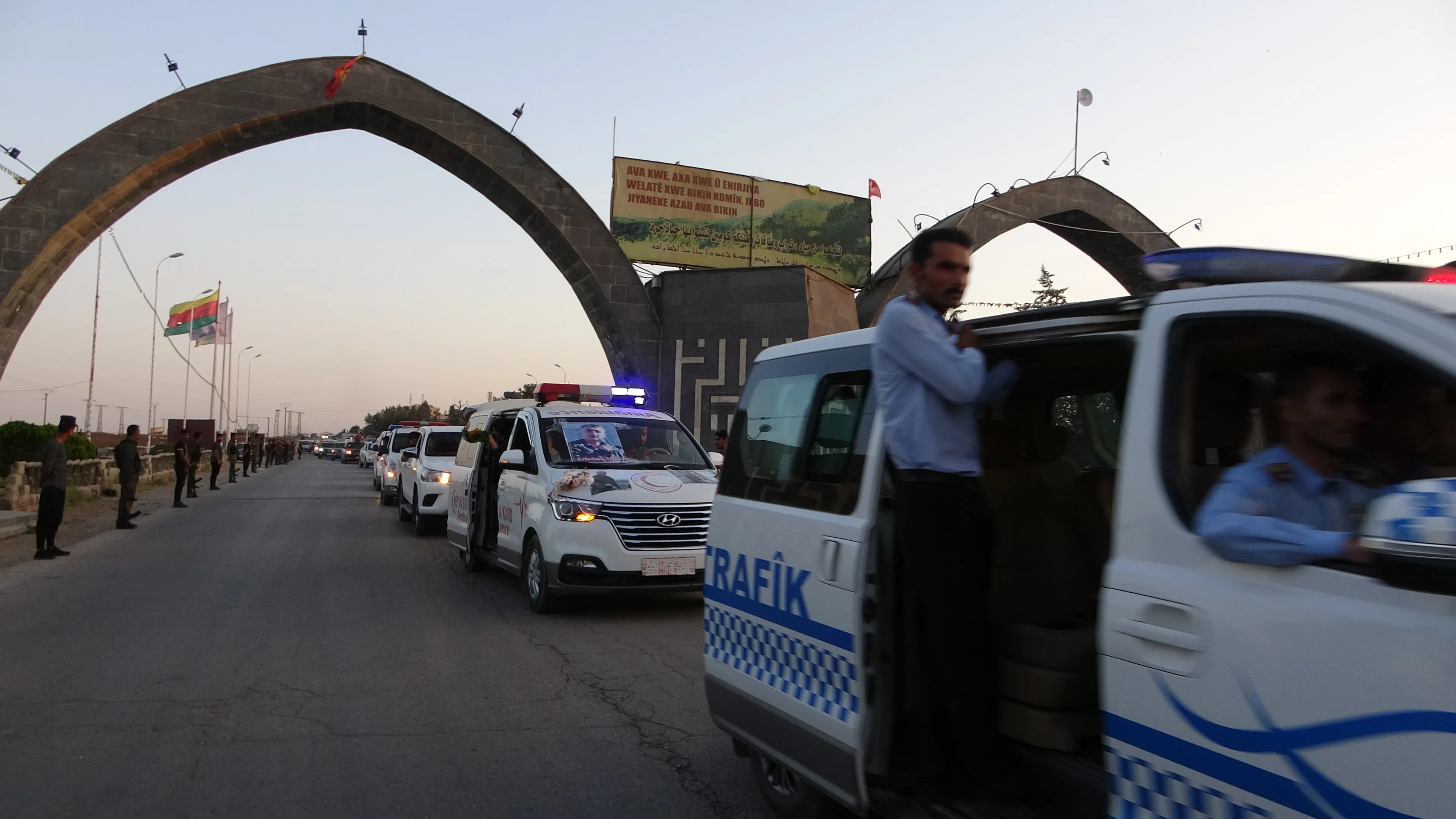 Body of martyr Ferhad Shibli arrives in Derik