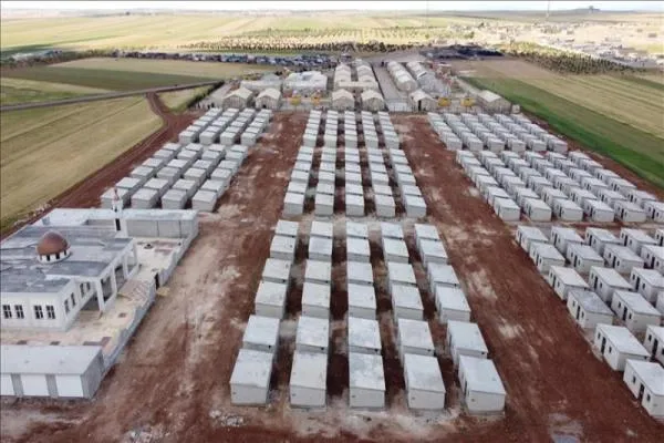 ​​​​​​​Deir Ezzor notables: settlement project is a sedition