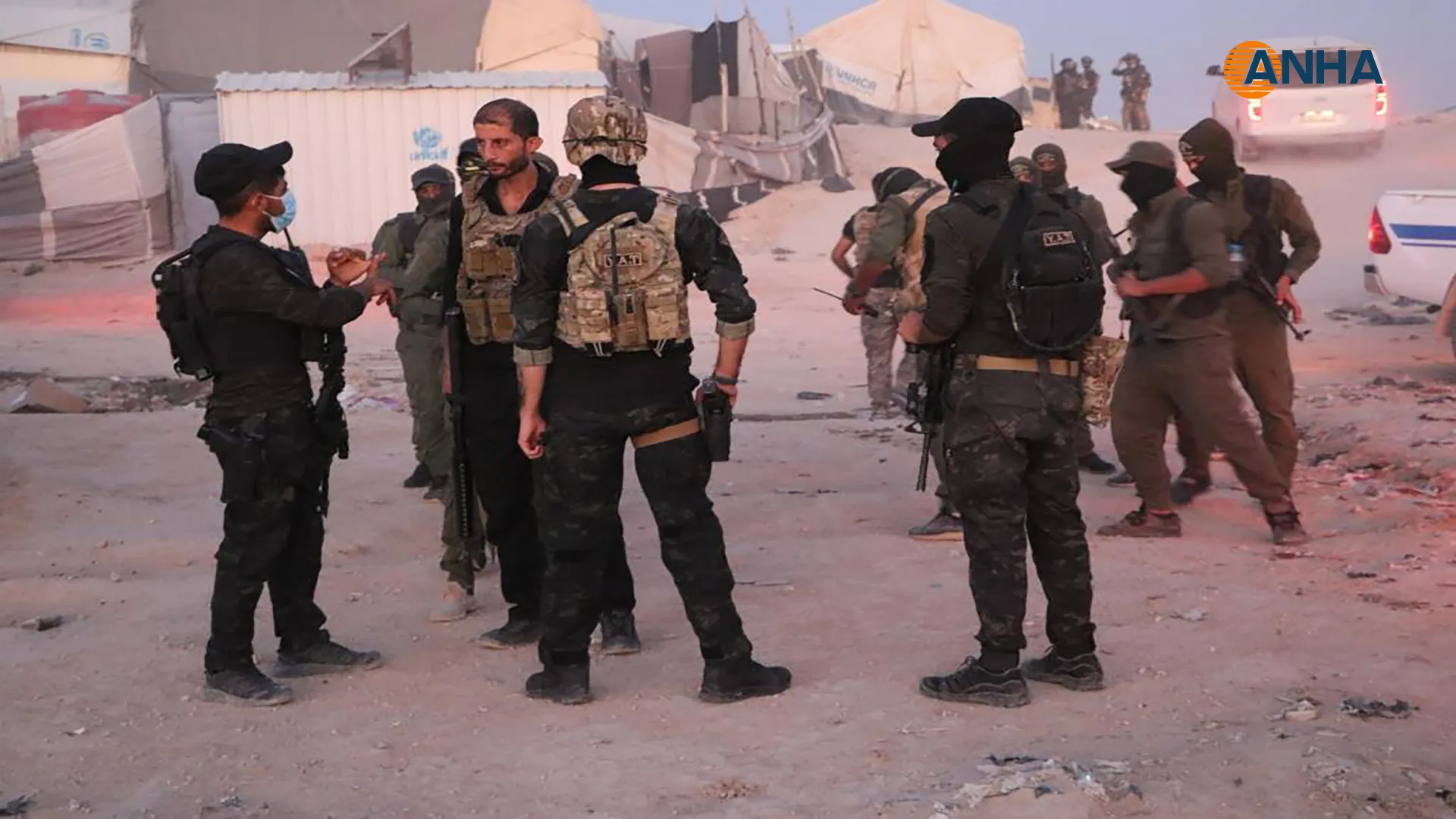 ​​​​​​​Fifth day of "Humanity and Security" campaign: Finding documents, ISIS currency