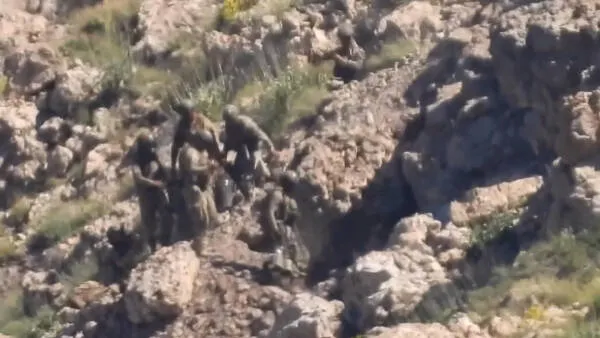 Cameras record Turkish soldiers preparing to attack war tunnels in Girê Hakkarî Resistance Area