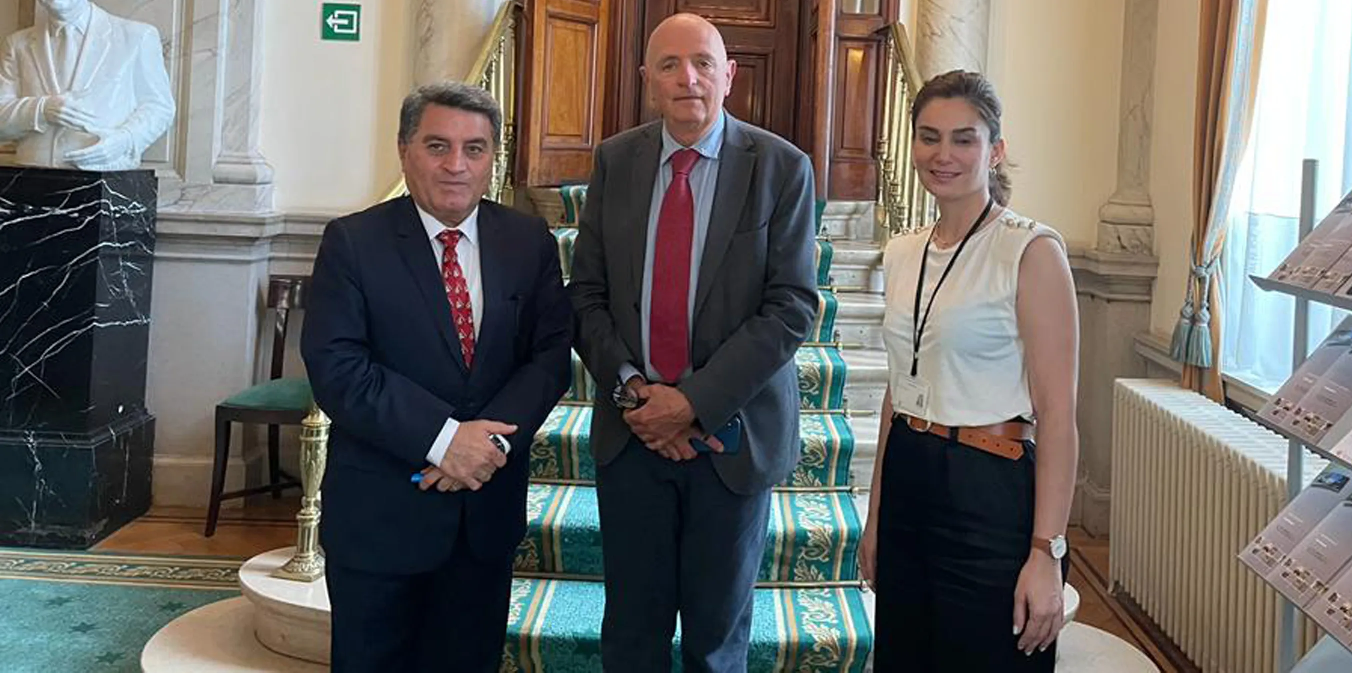 ​​​​​​​Belgian Member of Parliament: Any military operation against the region benefits ISIS