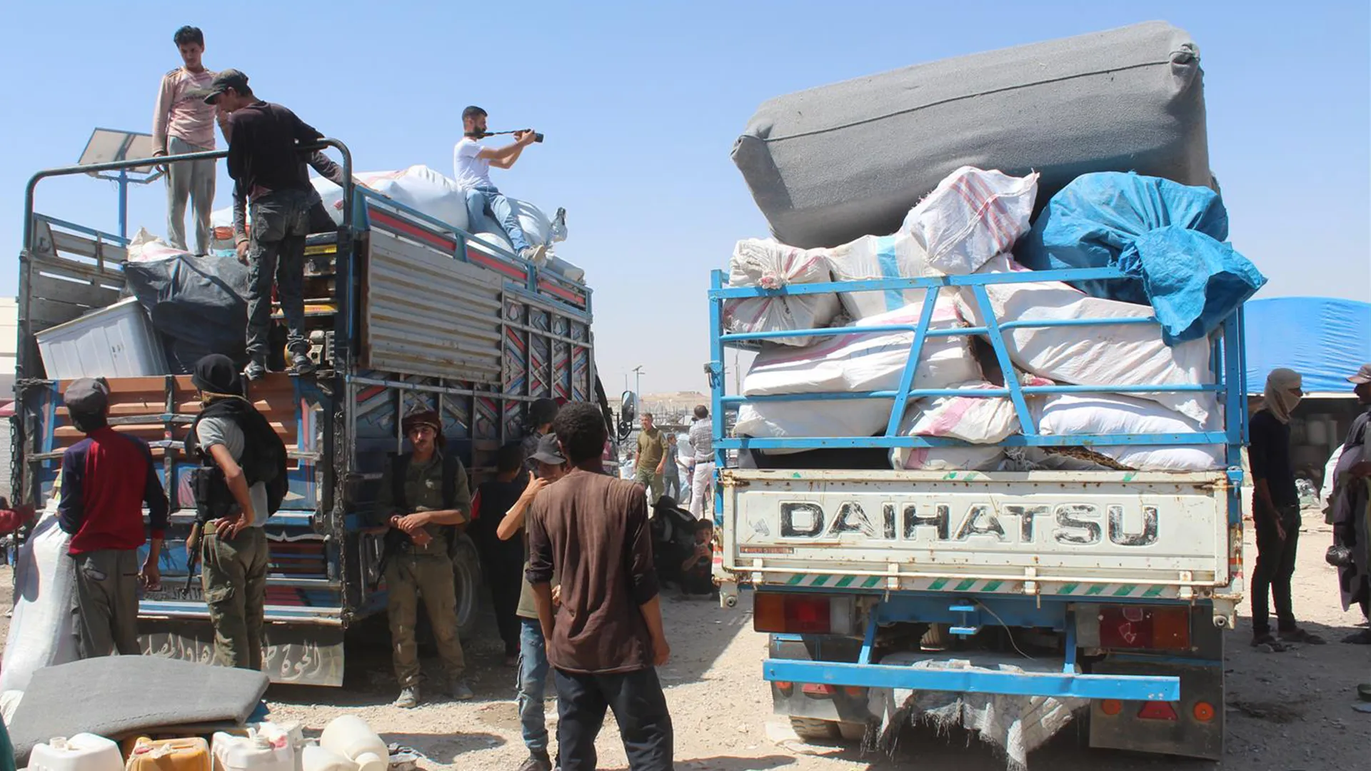 New batch of more than 400 persons leaves al Hol Camp
