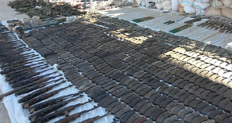 SDF uncover largest cache of ISIS weapons after Al-Baghouz battle, and thwart a terrorist scheme
