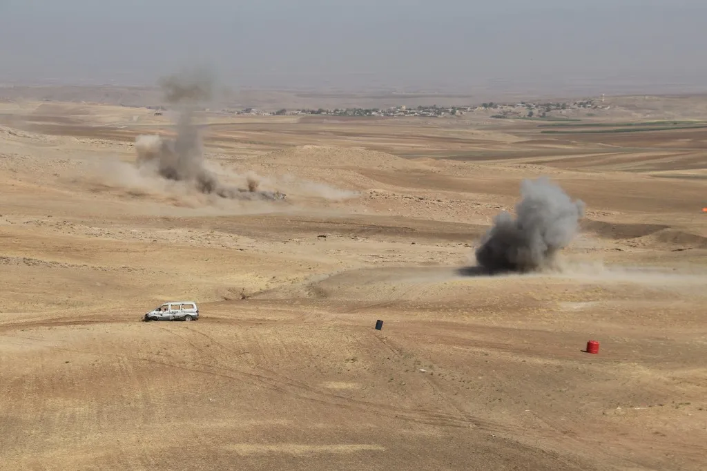 Joint maneuvers between SDF and International Coalition in Derik