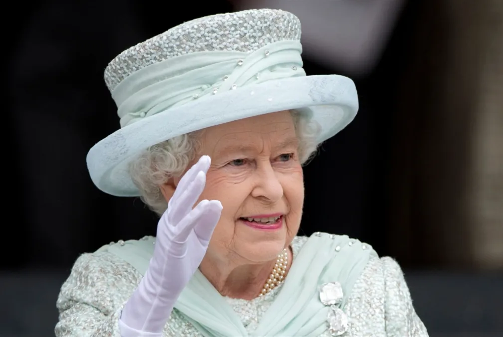 ​​​​​​​Buckingham Palace announces the death of Queen Elizabeth