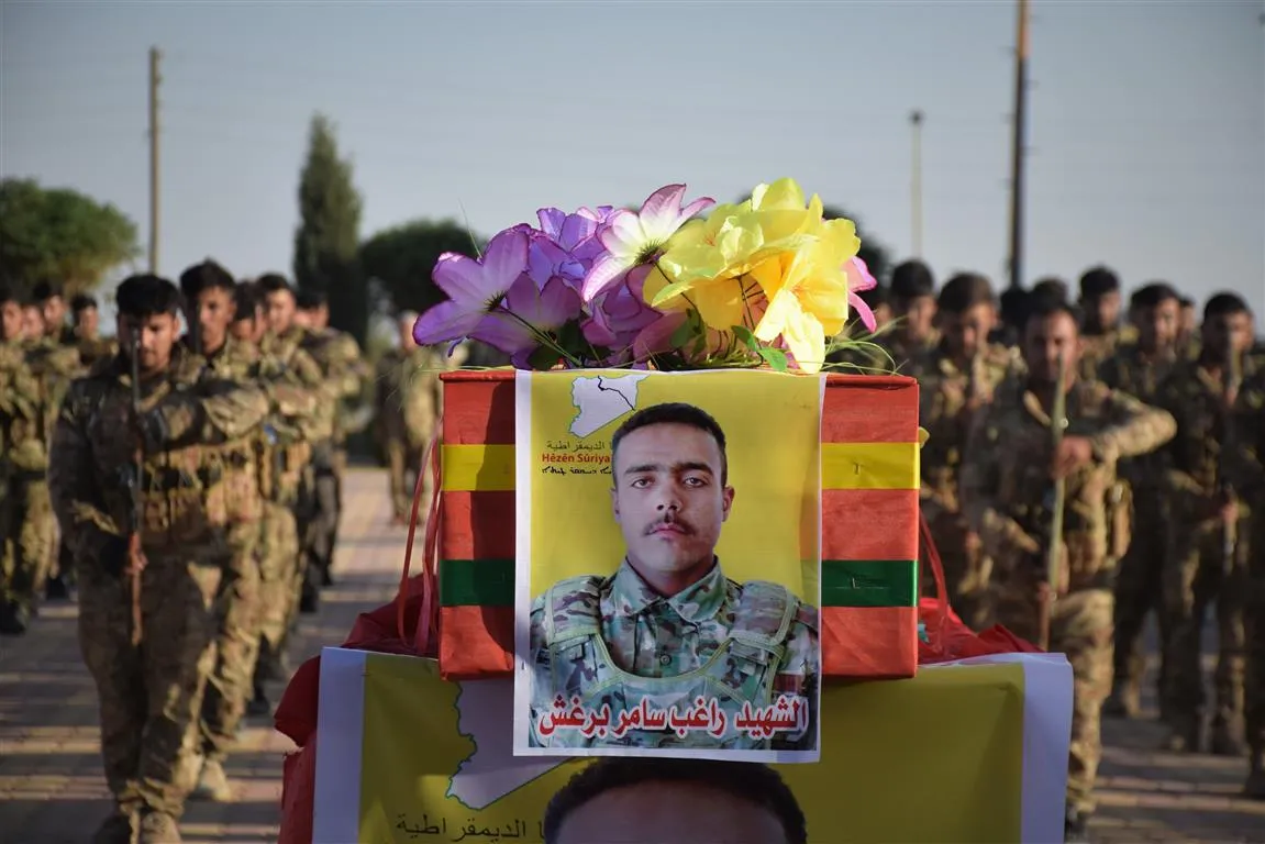 Hasakah residents bid farewell to the martyr Raghib Bargash  