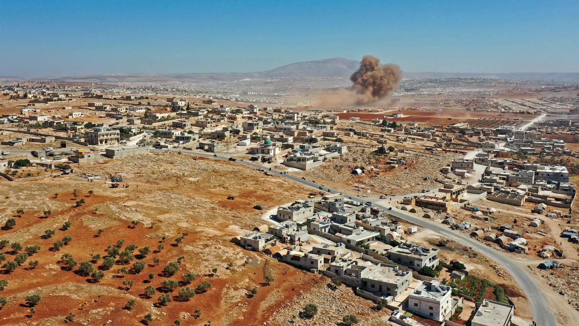 HRW: Turkey arbitrarily deported hundreds of Syrian refugees