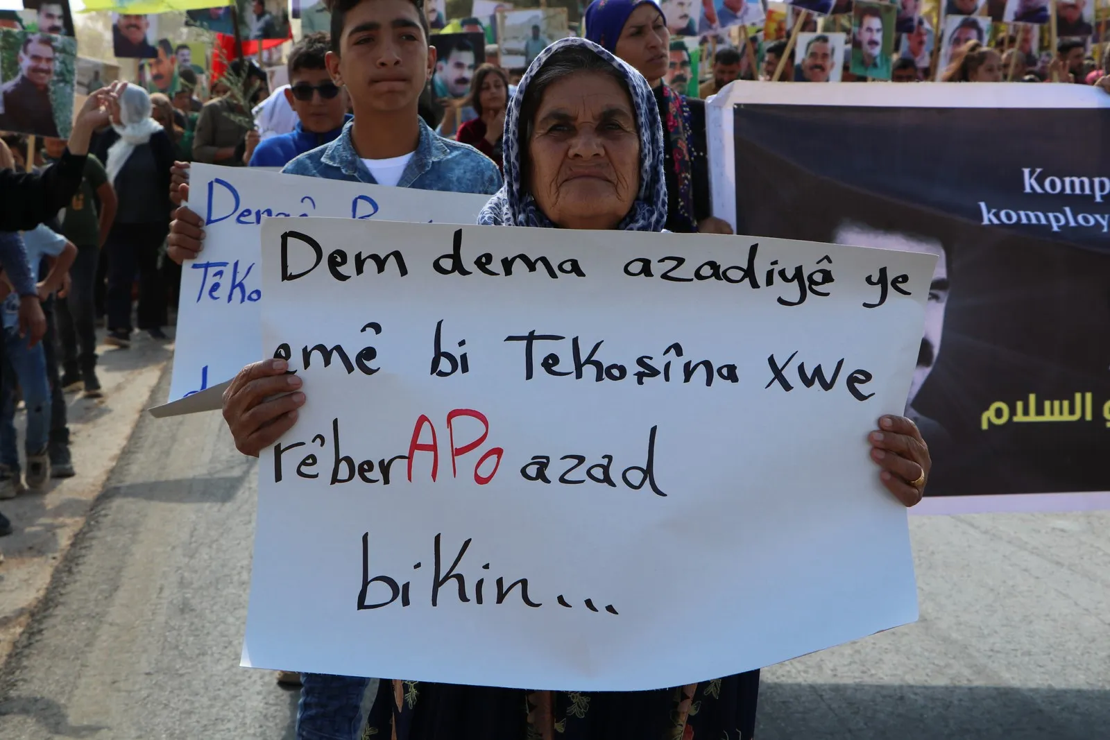 Arabs and Kurds in Al-Shahba demonstrate against international conspiracy