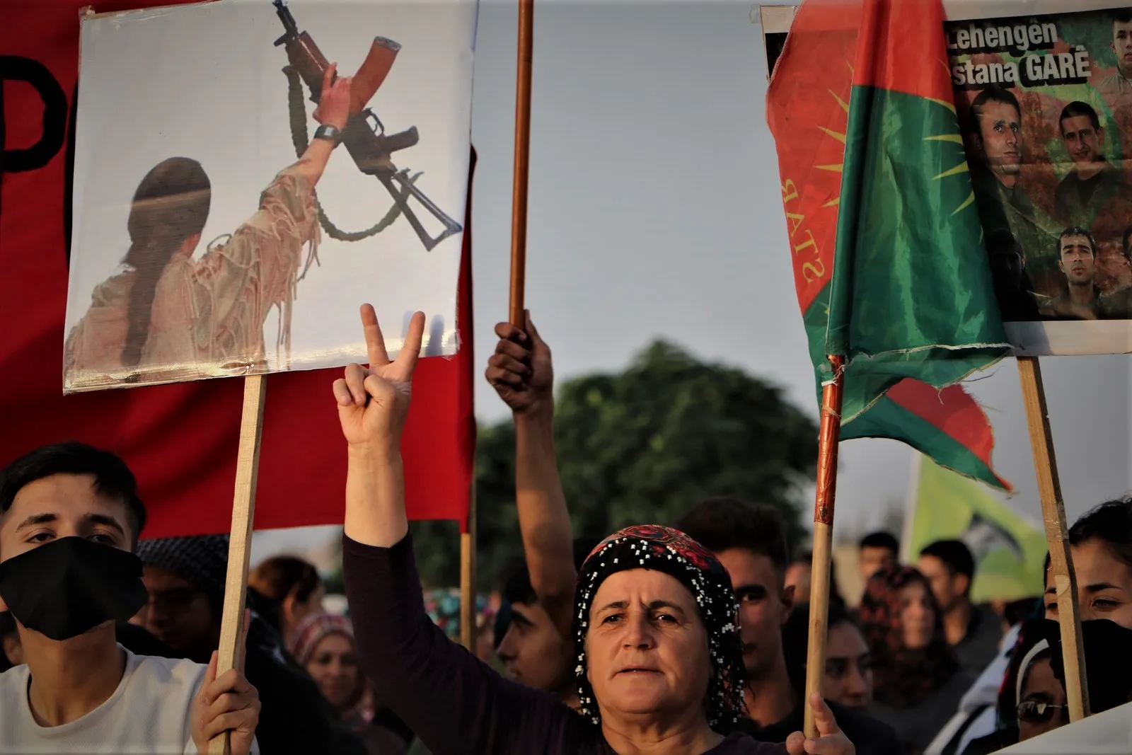 People of Afrin canton condemn occupation's chemical weapons attacks on Medyas