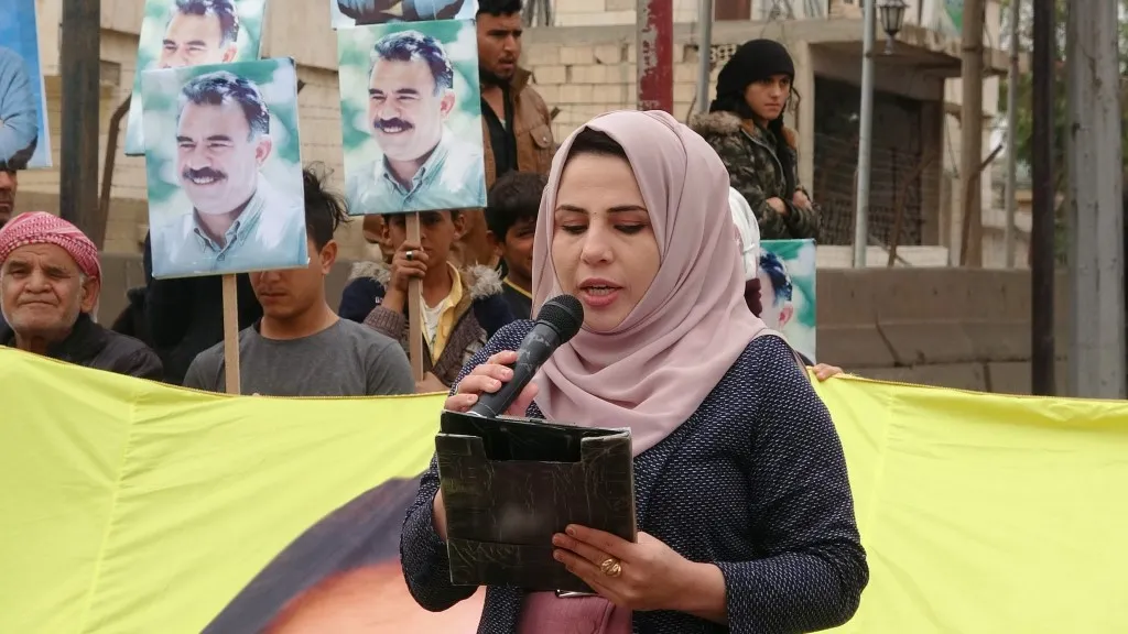 Demonstration in Ain Issa demanding physical freedom of leader Ocalan