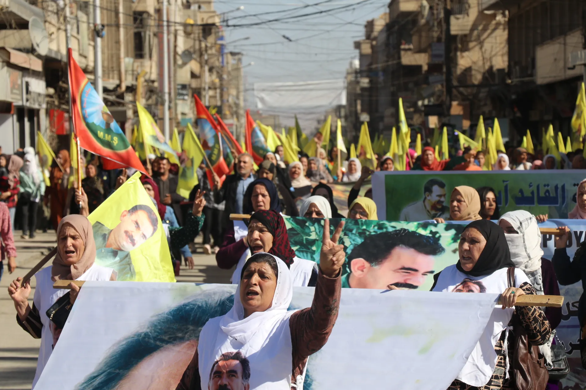 ​​​​​​​Arabs, Kurds and Syriacs demonstrate against strict isolation on leader Ocalan