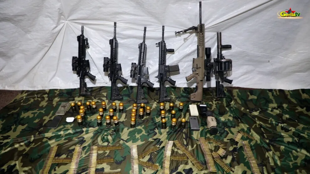 Gerîla TV publishes footage of seizing Turkish weapons in Hakkari Hill