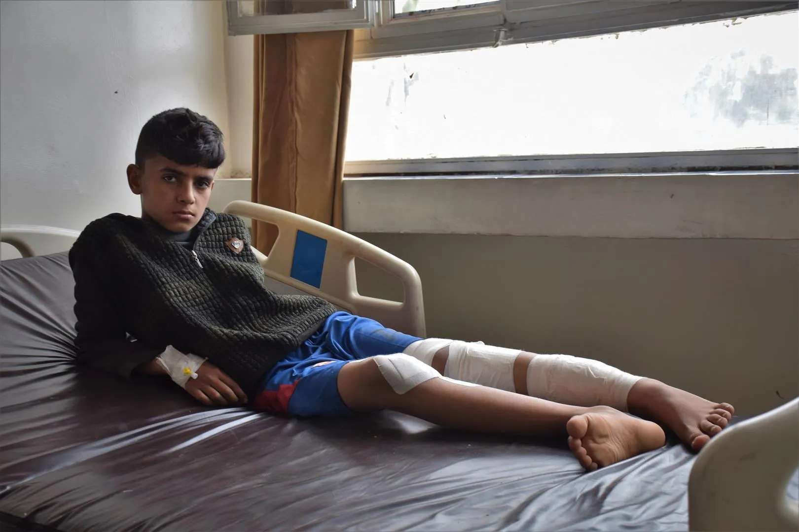 What is the condition of 4 children who were wounded by a Turkish shell?