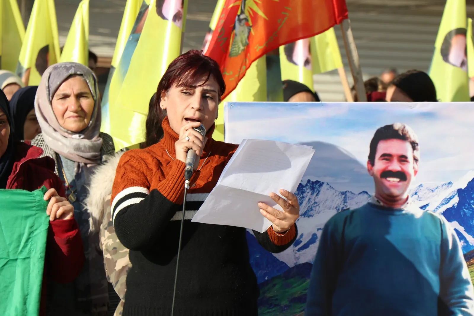 Sit-in tent in Aleppo confirms escalation of struggle to ensure  freedom of leader Ocalan