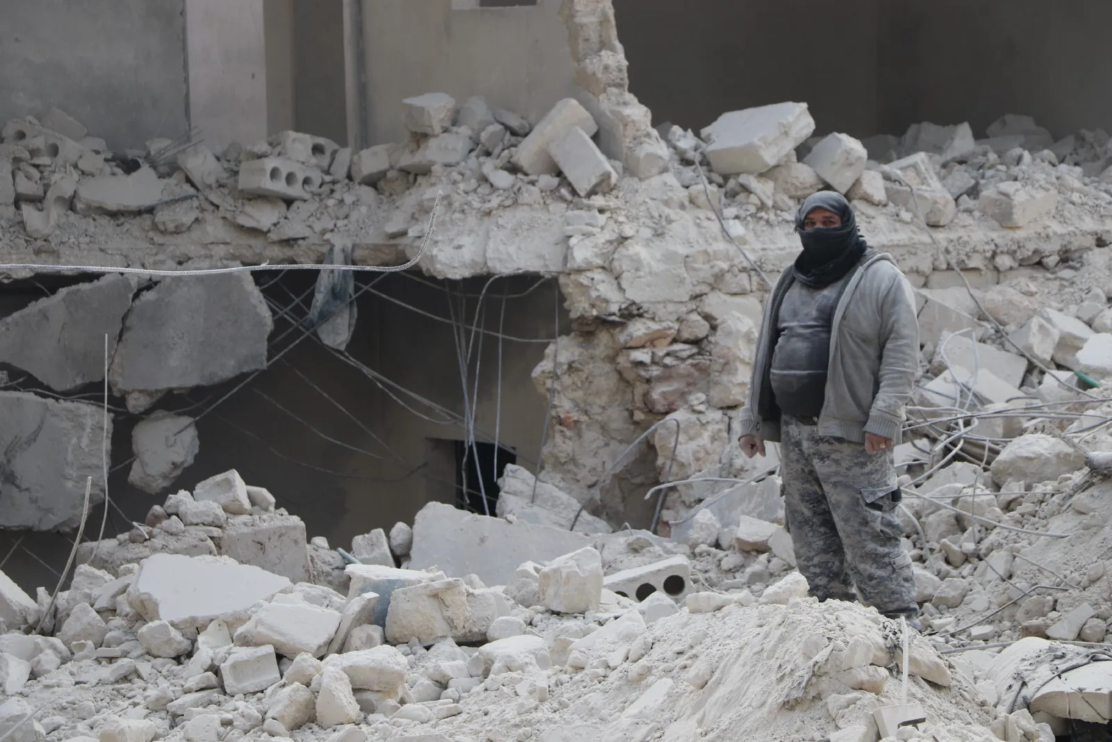 Operations of removing rubble and searching in Sheikh Maqsoud ended
