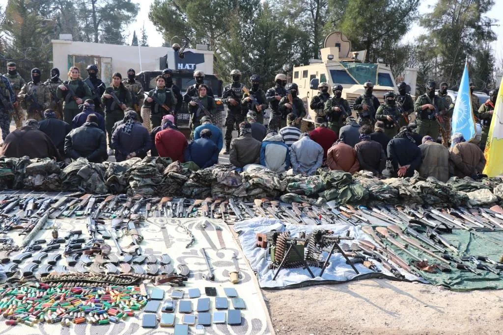 ​​​​​​​Commander : There is clear coordination between ISIS, Turkish occupation state