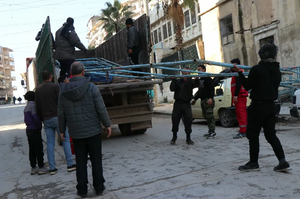 KRC's aid truck arrives in Sheikh Maqsoud, Ashrafieh neighborhoods
