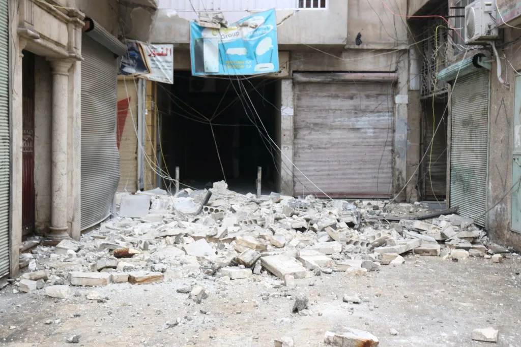 ​​​​​​​Pictures and videos... Earthquake damage in Manbij