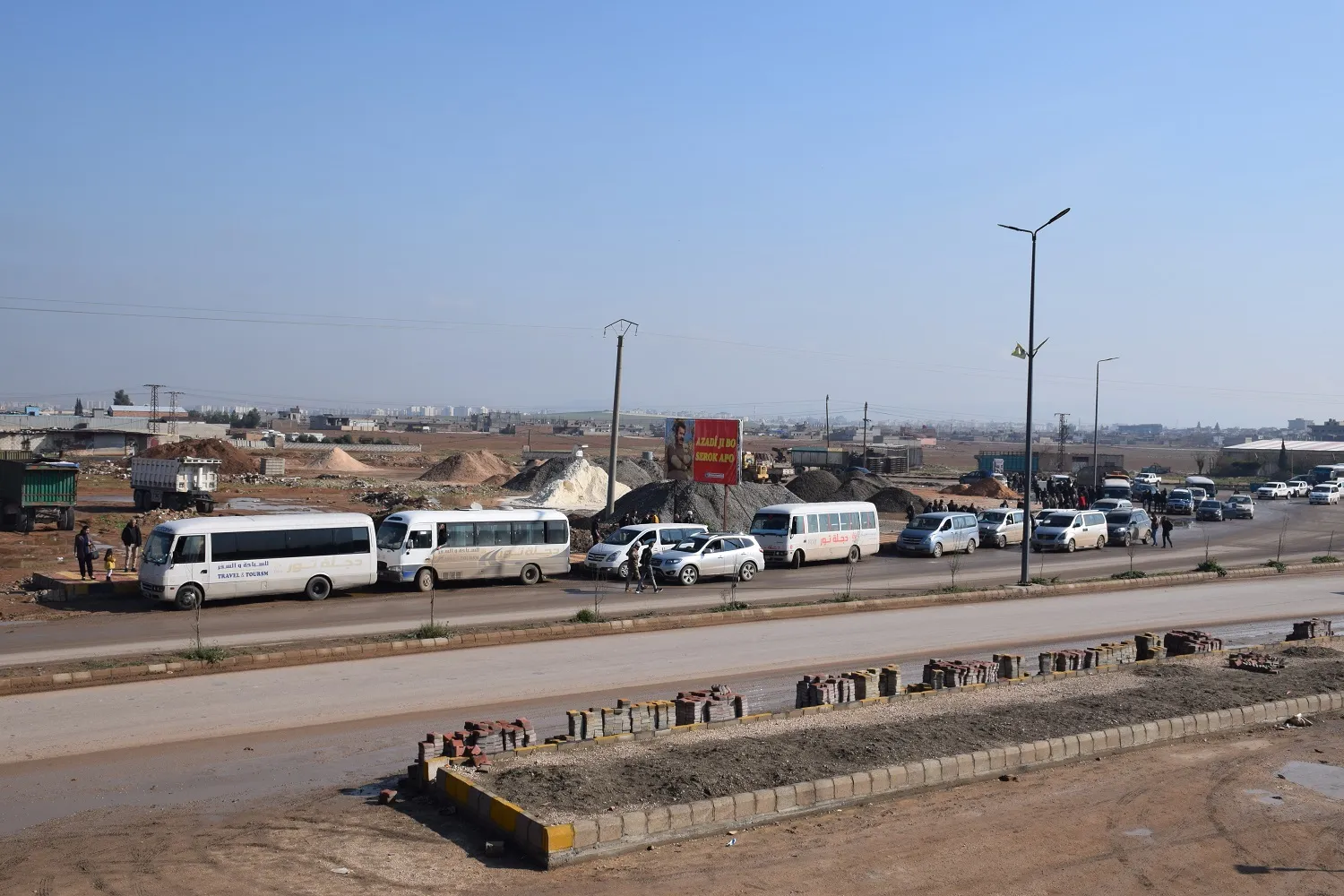 Thousands of Jazera on their way to Hasaka to take part in ceremonies of SDF martyrs