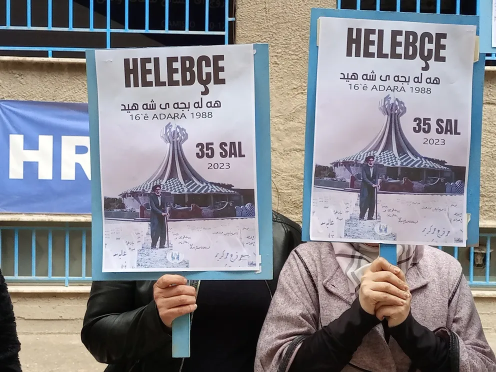 In honor of Halabça martyrs .. people of NE Syria stand 5 minutes of silence
