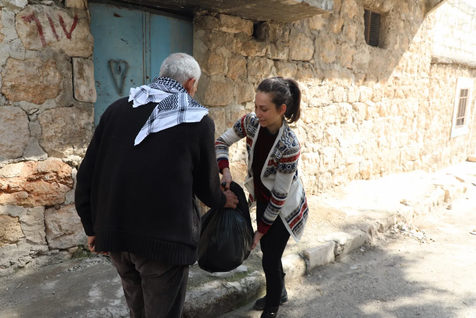 ​​​​​​​Feminist Orgs contribute to provide aid to Sheikh Maqsoud, Ashrafieh neighbourhoods