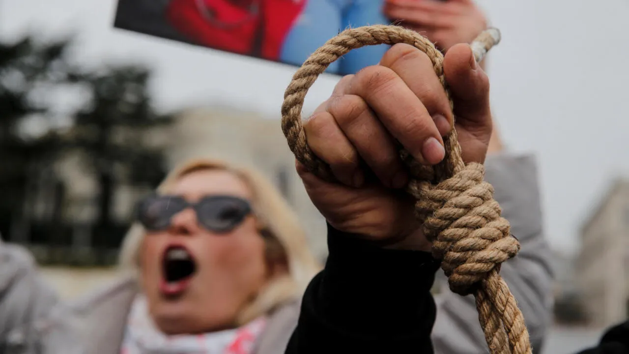 ​​​​​​​ Iranian state issues prison, death sentences to 10 people from Urmia