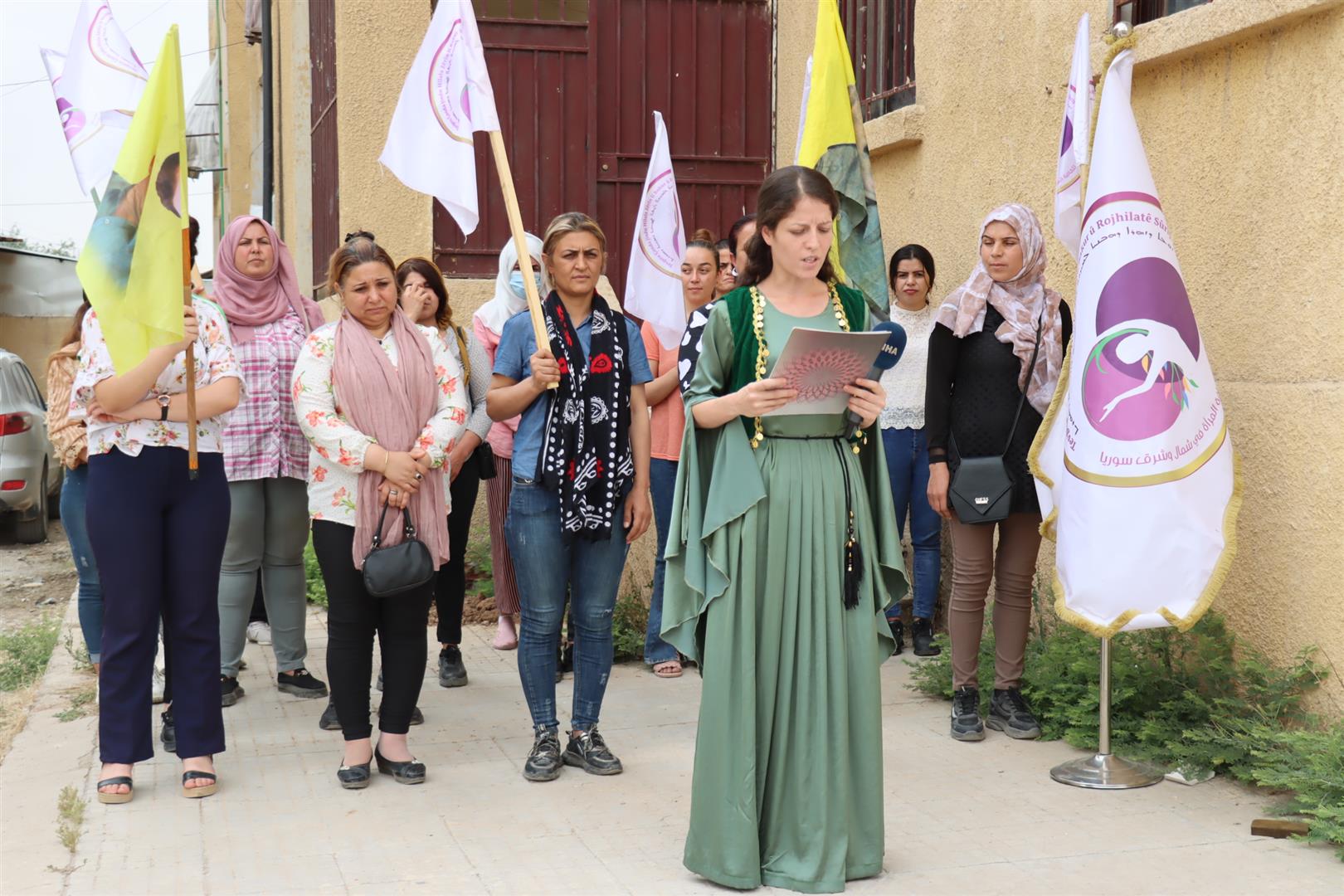 Feminists’ organizations should not remain idle in the face of Makhmour's siege