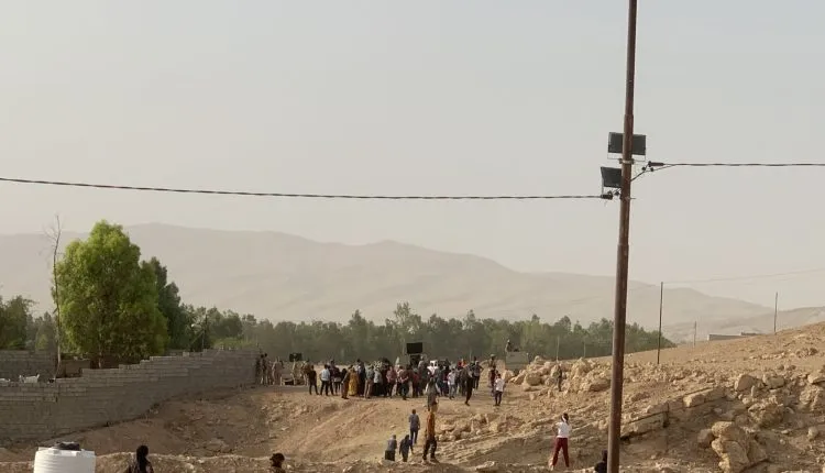 ​​​​​​​Iraqi army moves again to restrict Makhmour camp