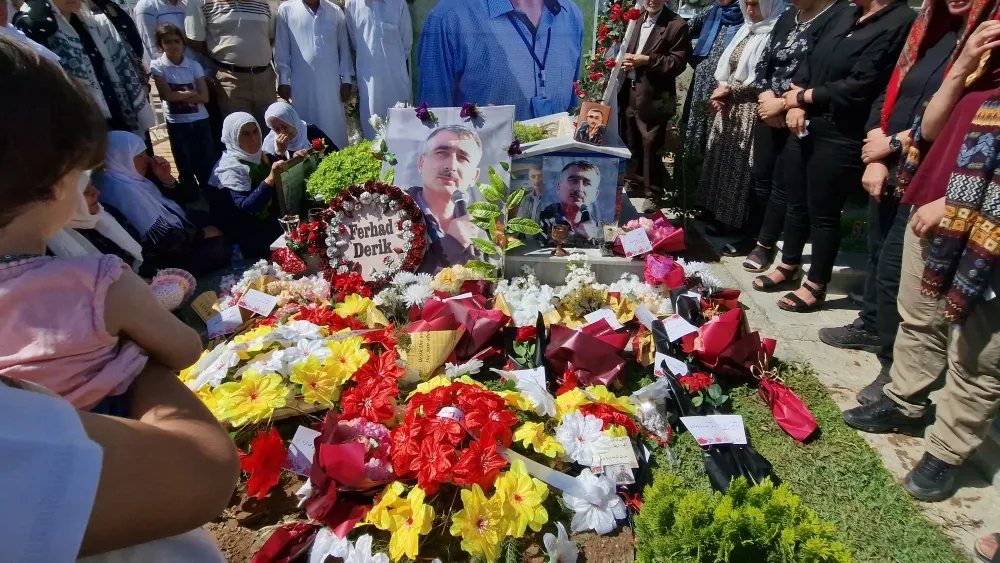 People of Qamishlo commemorate first anniversary of martyrdom of Farhad Dêrik