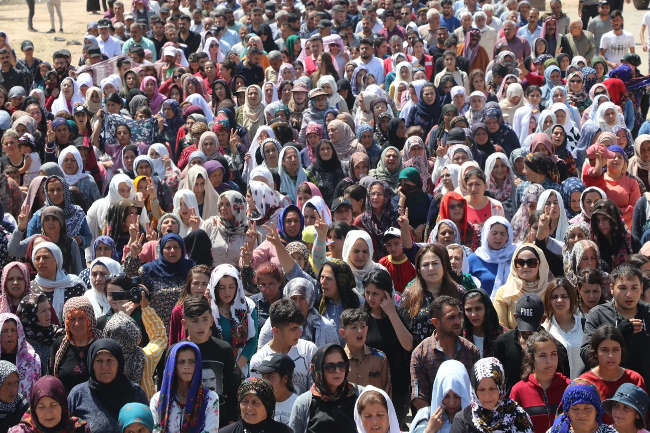 Al-Shahba People protest against Turkish attacks, Russia's complicity
