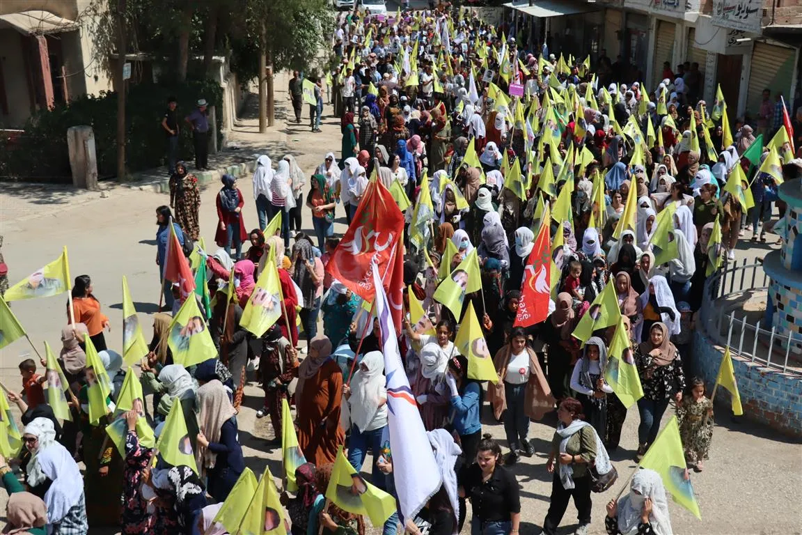 Mass protest slams leader's isolation,Turkish attacks