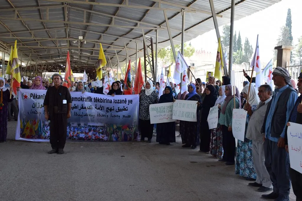 2 mass demonstrations to condemn Lausanne Treaty 