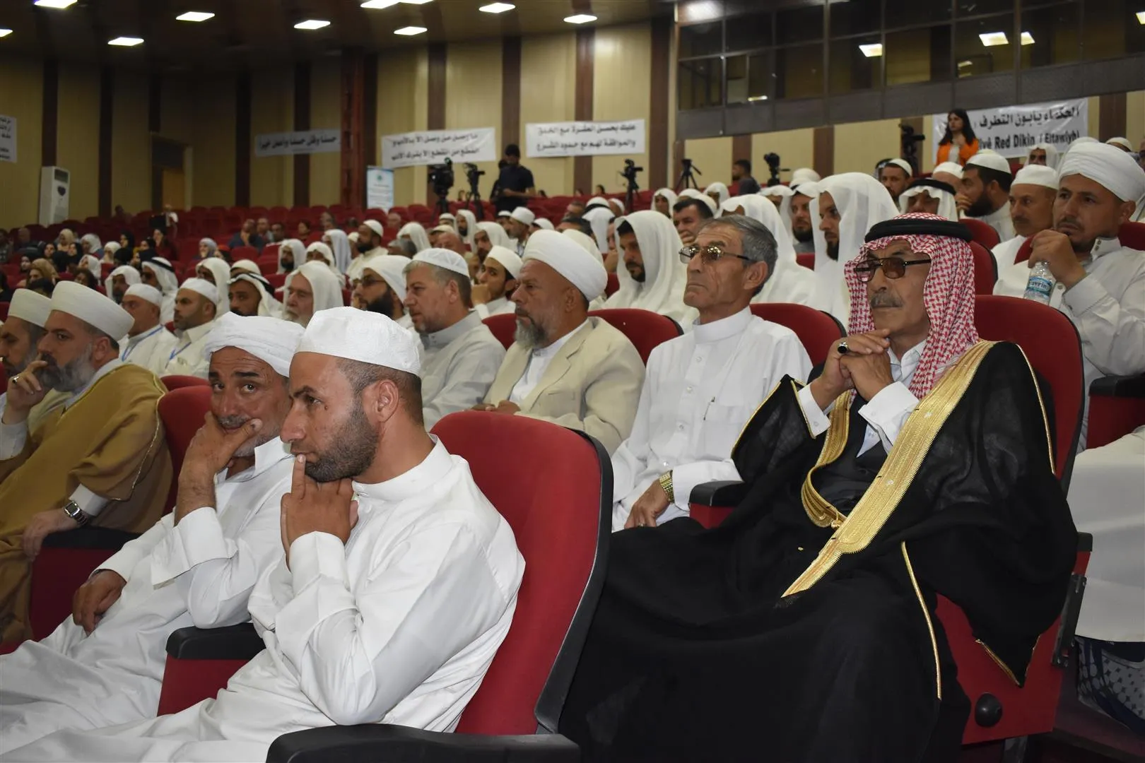 Religious sects emphasize need to consolidate unity of humanity