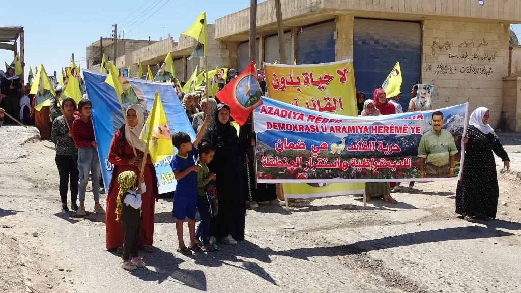 Ain Issa's protest condemns Turkish authorities' threats to leader Ocalan