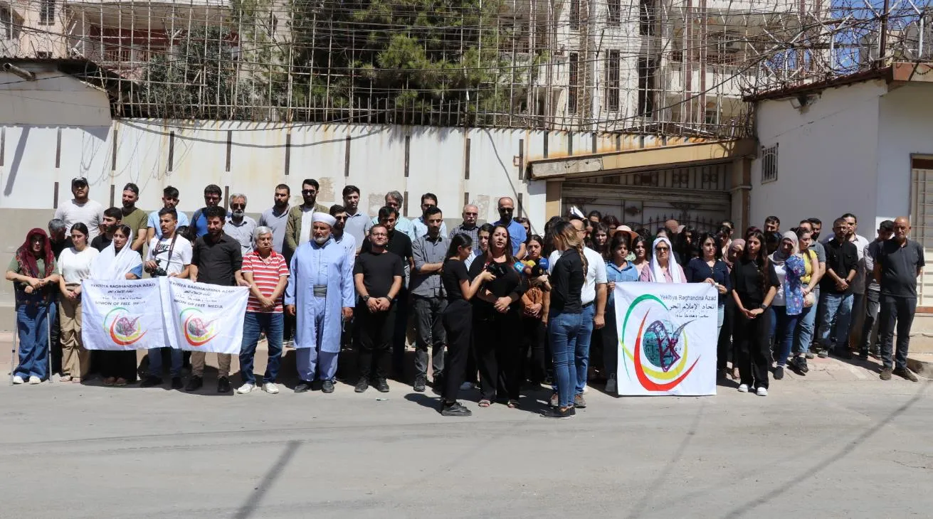 Dozens of journalists denounce Turkish attack on JIN TV car