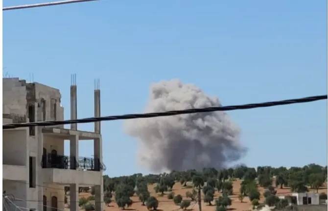 13 killed, wounded in Russian air strikes on outskirts of city of Idlib