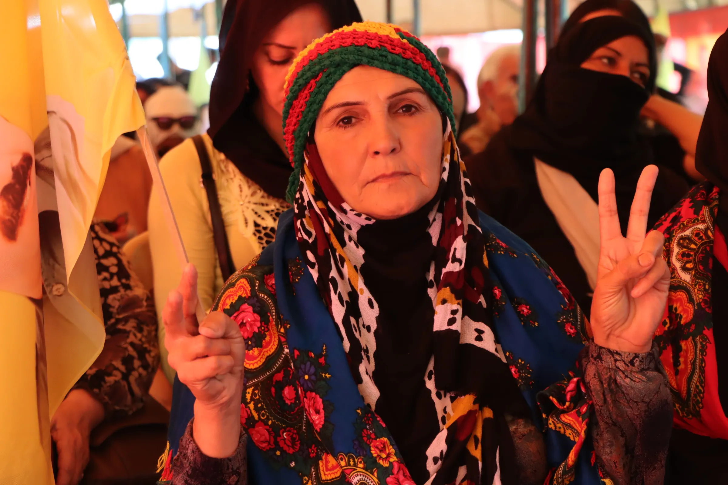 In pictures and video...sit-in activity denouncing the isolation imposed on leader