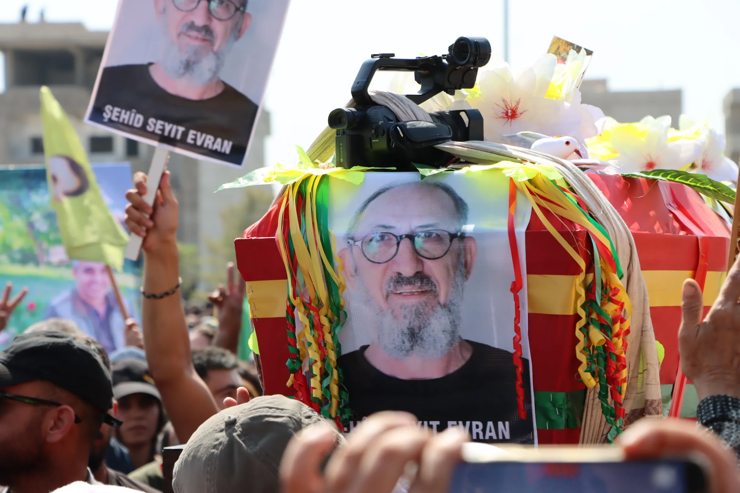 Thousands bid farewell to bodies of martyrs, Seyîd Evran, Aslan Qamishlo