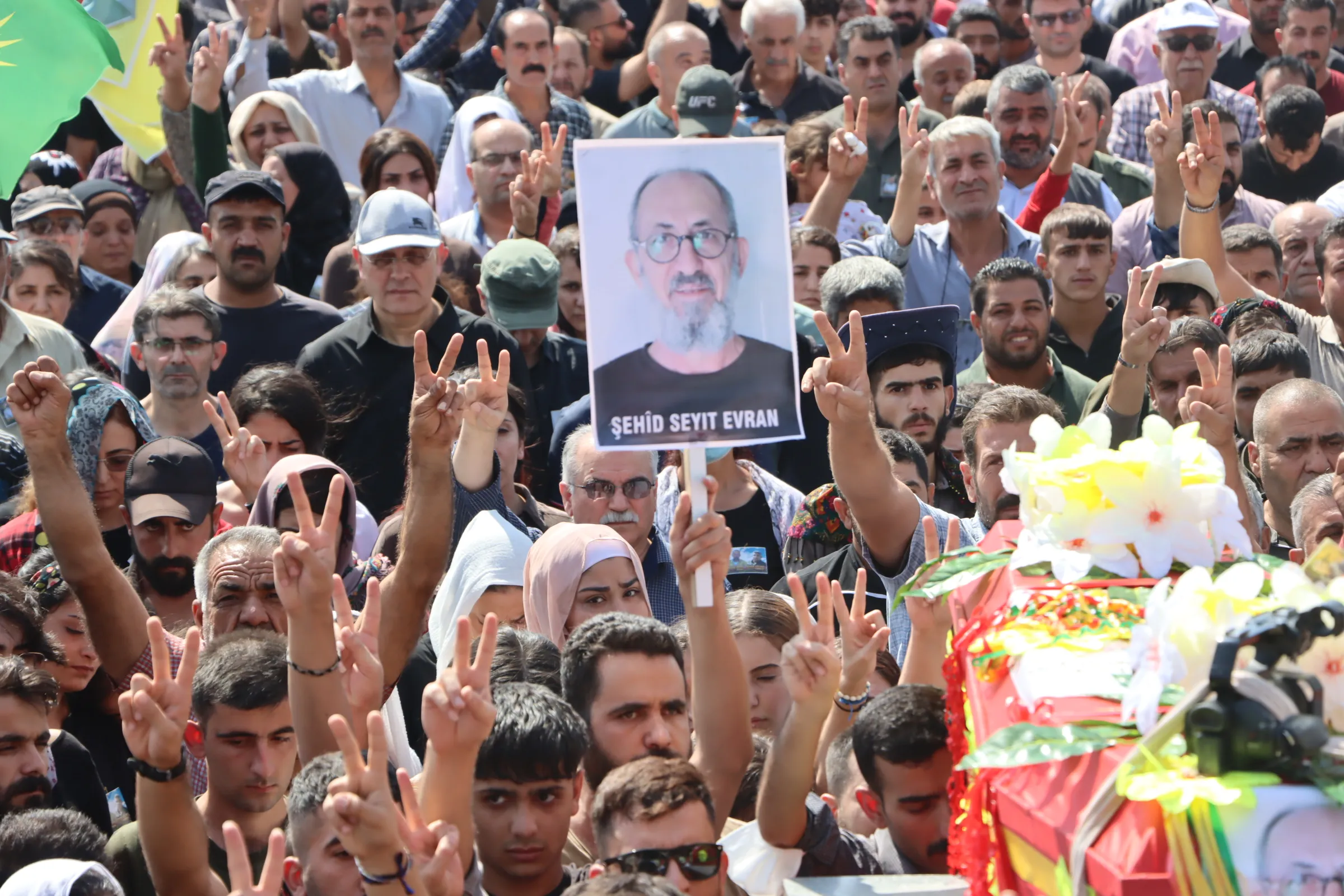 Thousands bid farewell to bodies of martyrs, Seyîd Evran, Aslan Qamishlo