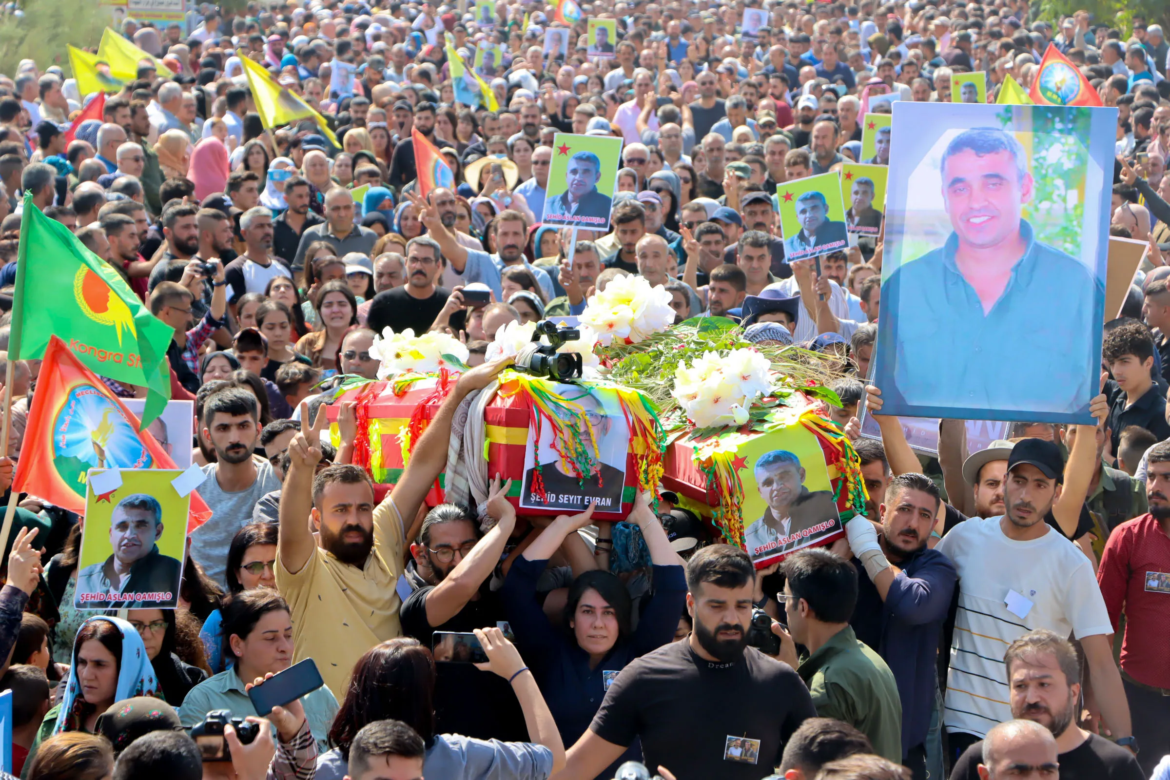 Thousands bid farewell to bodies of martyrs, Seyîd Evran, Aslan Qamishlo