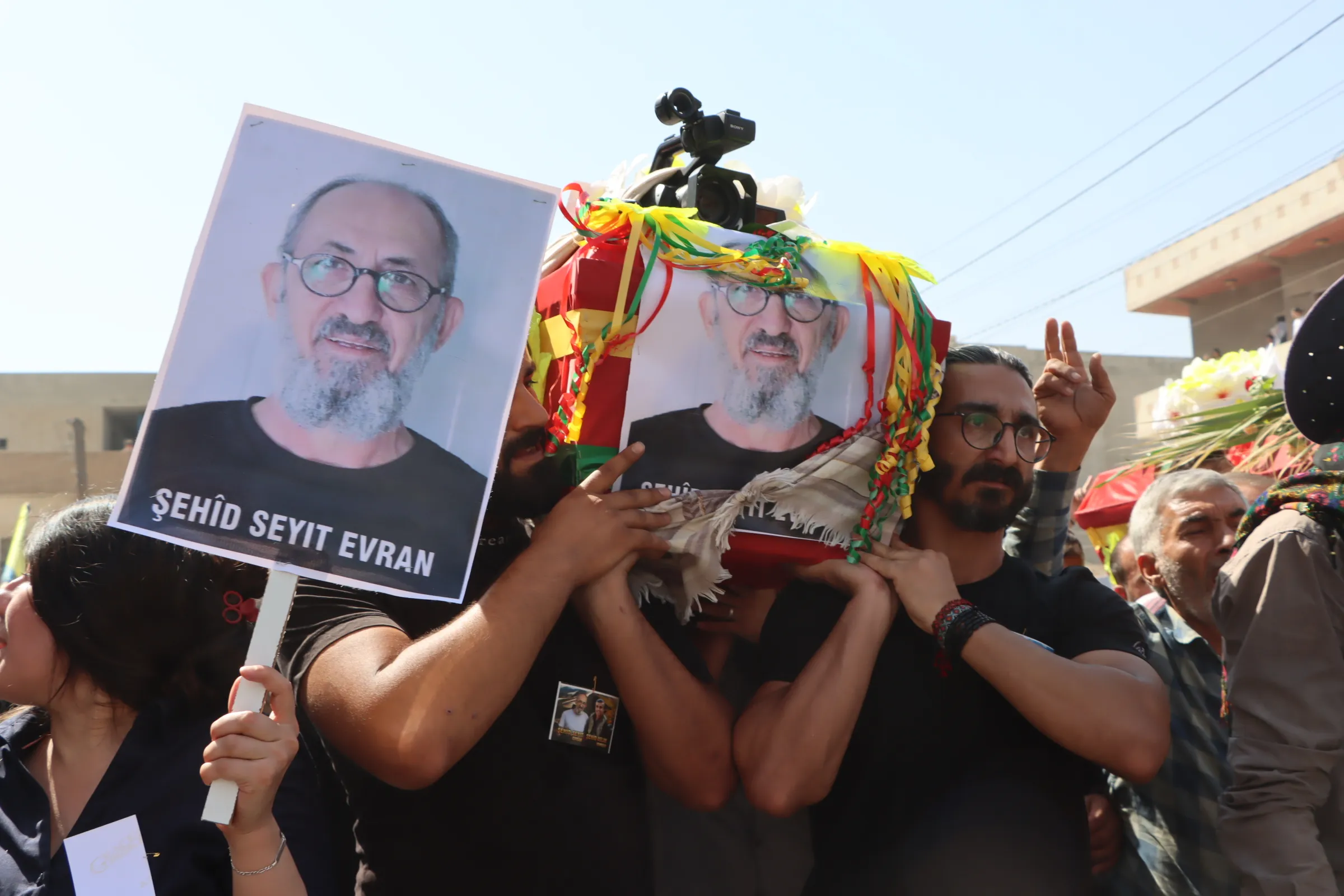 Thousands bid farewell to bodies of martyrs, Seyîd Evran, Aslan Qamishlo