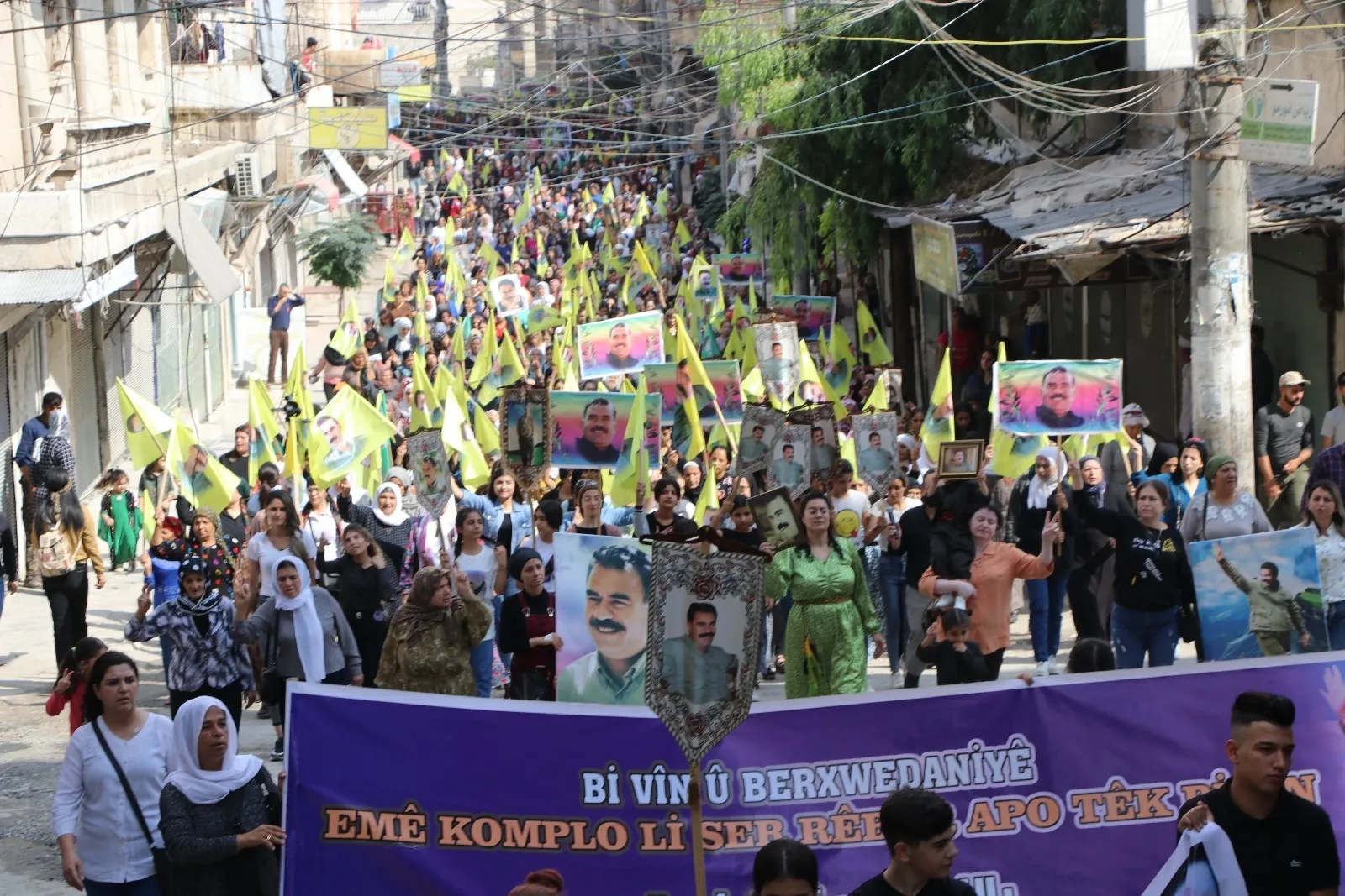 People of Aleppo slam International conspiracy, call for Leader's physical freedom