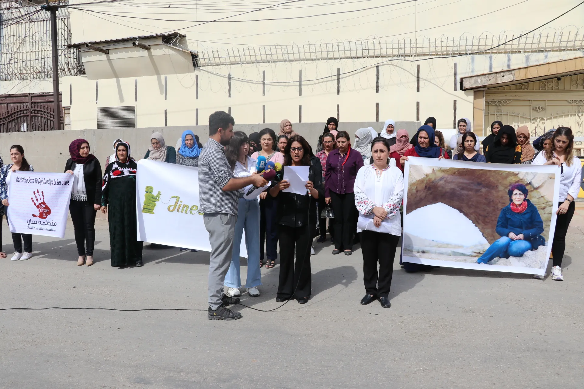 More than 300 women demand accountability over murder of Nakhan Akarsal