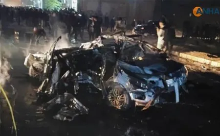 Targeting a car in Manbij