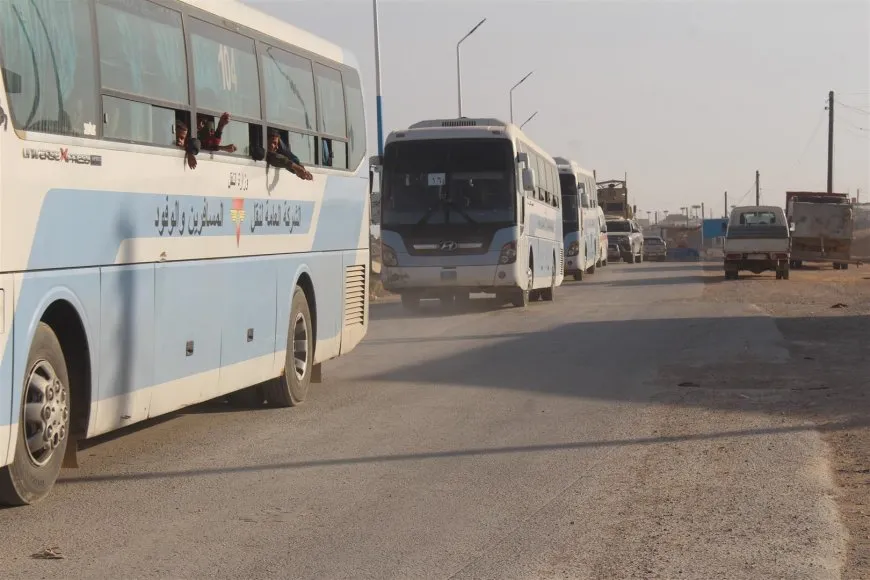 New convoy for Iraqi refugees leaves al-Hol camp