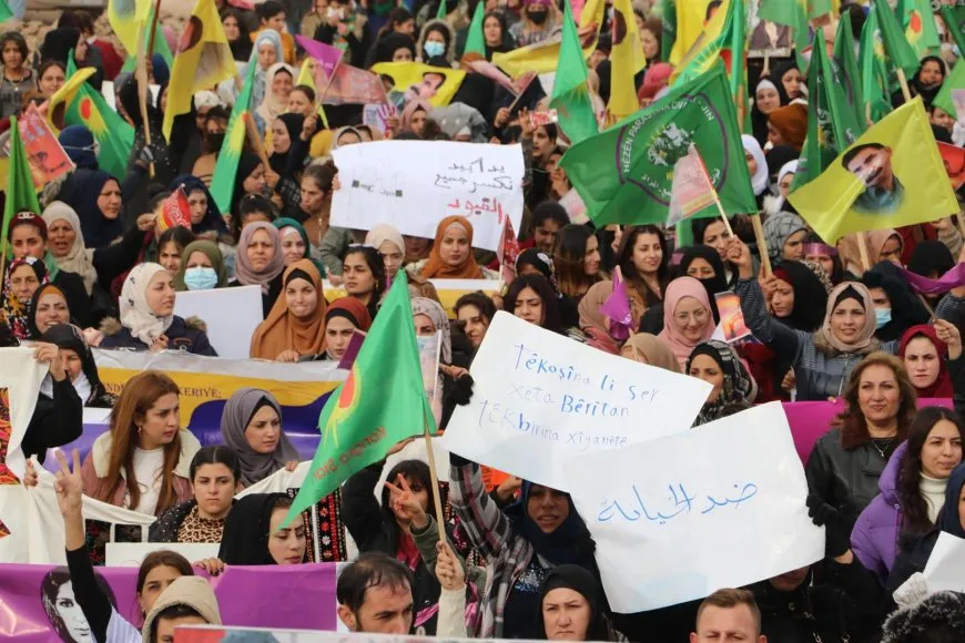 Massive crowds call for women's freedom on International Day against Violence