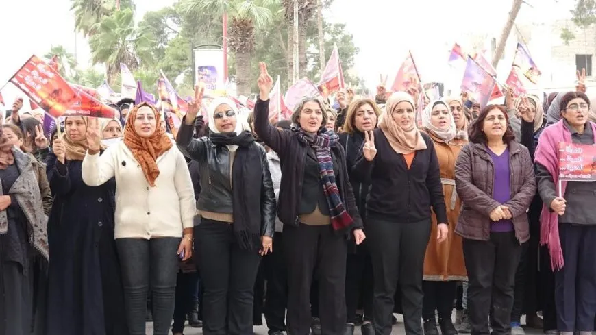 Massive crowds call for women's freedom on International Day against Violence